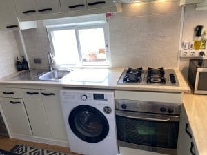 102LP Mobile Home image 9